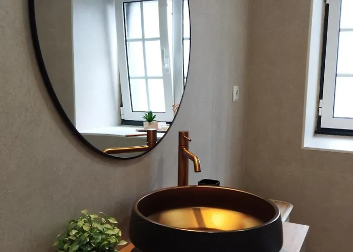 Casa Japoneiras Tatil Evi Paredes de Coura